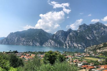 Blick auf Torbole am Gardasee